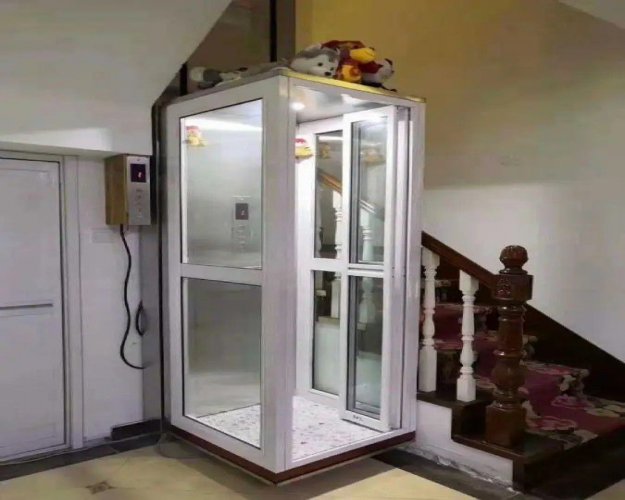 小型電梯